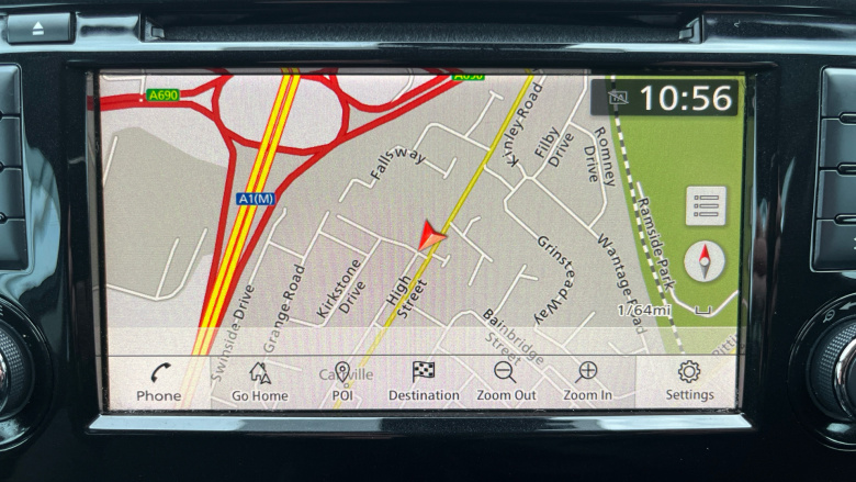 Nissan Qashqai 1.3 DiG-T N-Connecta 5dr [Glass Roof Pack] Petrol Hatchback